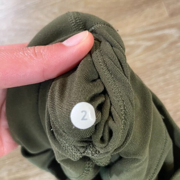 Lululemon Cropped Leggings - Picture 3 of 3